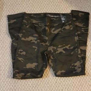 Camouflage leggings
